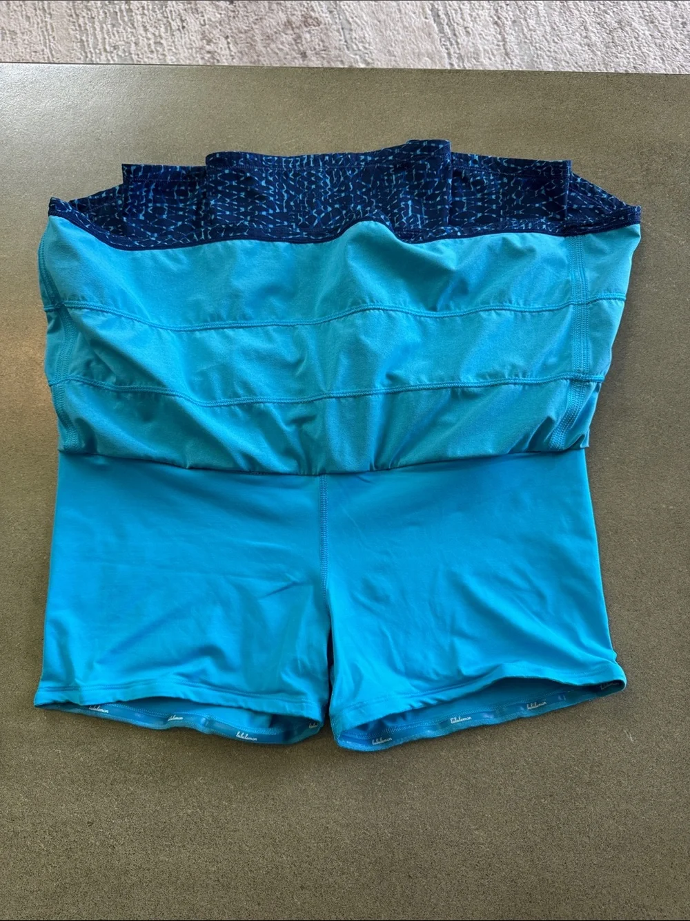 Lululemon pace rival skirt